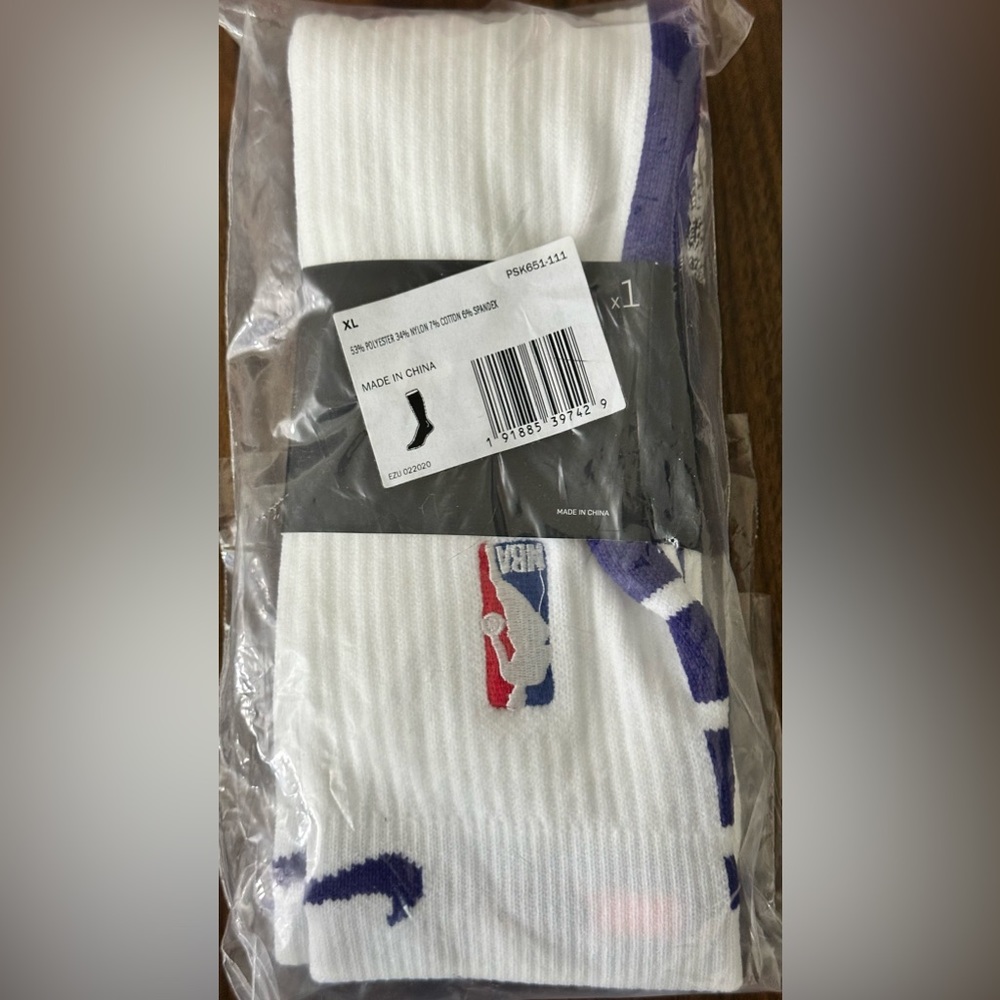 NWT Nike Men`s Elite NBA Grip Power Basketball Socks - PSK651-111